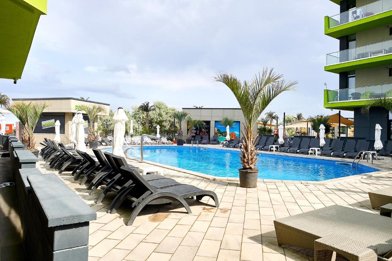 Năvodari Rubic Apartment Spa N Pool Beach Resort מראה חיצוני תמונה