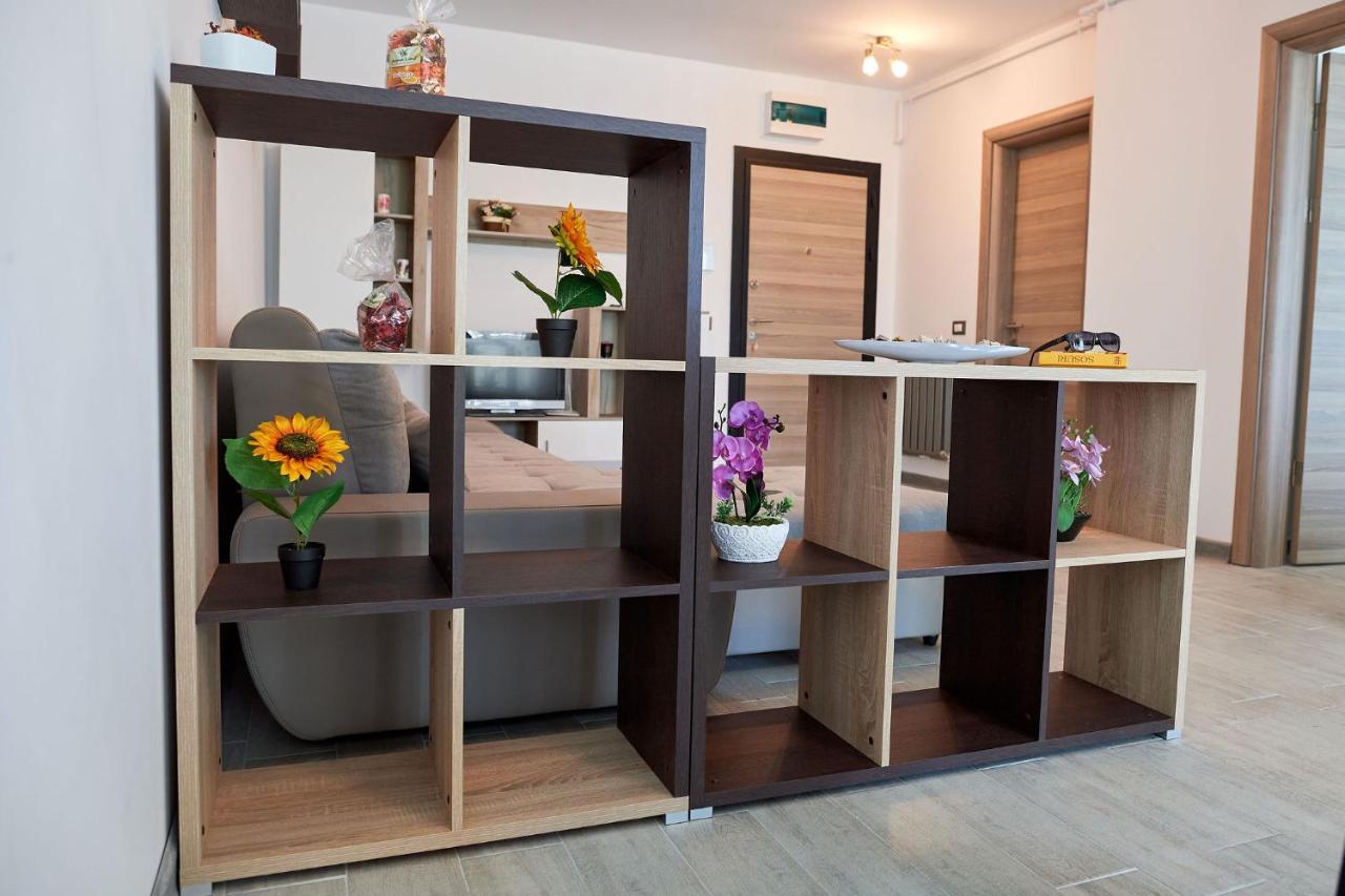 Năvodari Rubic Apartment Spa N Pool Beach Resort מראה חיצוני תמונה